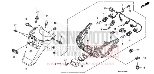 TAILLIGHT/REAR FENDER (FJS400D8) FJS400D8 de 2008